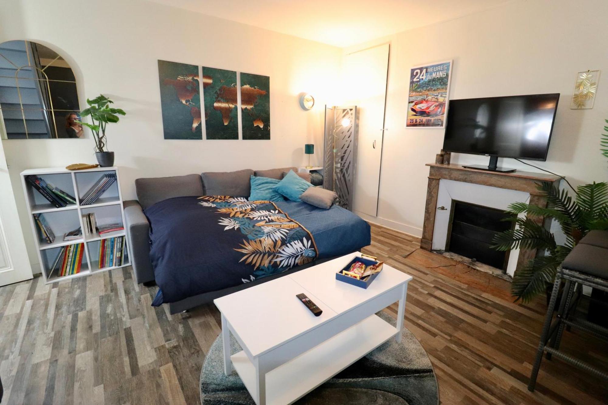 Duplex Au 2Eme Et De Notre Maison -Acces Au Jardin-Smart Tv-Streaming-Wifi Le Mans Exteriér fotografie