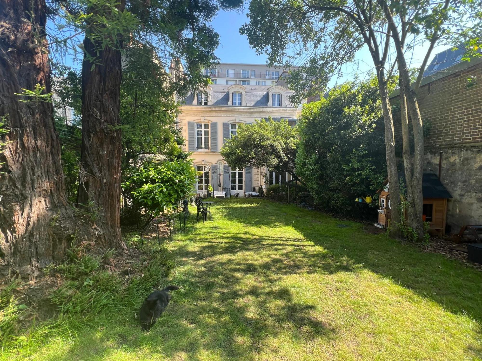 Duplex Au 2Eme Et De Notre Maison -Acces Au Jardin-Smart Tv-Streaming-Wifi Le Mans Exteriér fotografie